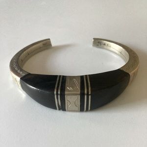 Women's bracelet real silver and wood